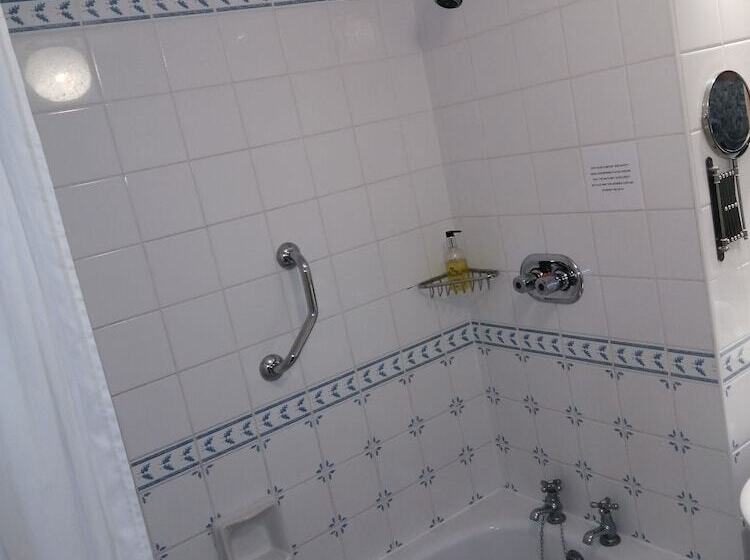 스탠다드 룸, Kingston Lodge