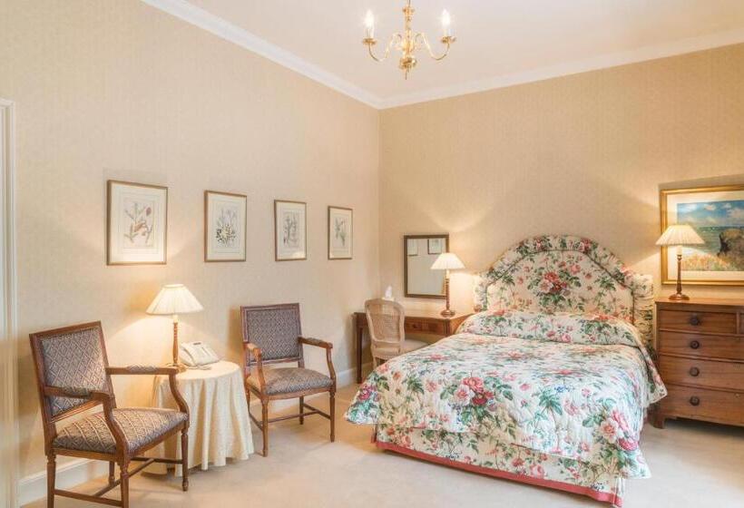 スタンダードルーム, Kinloch House