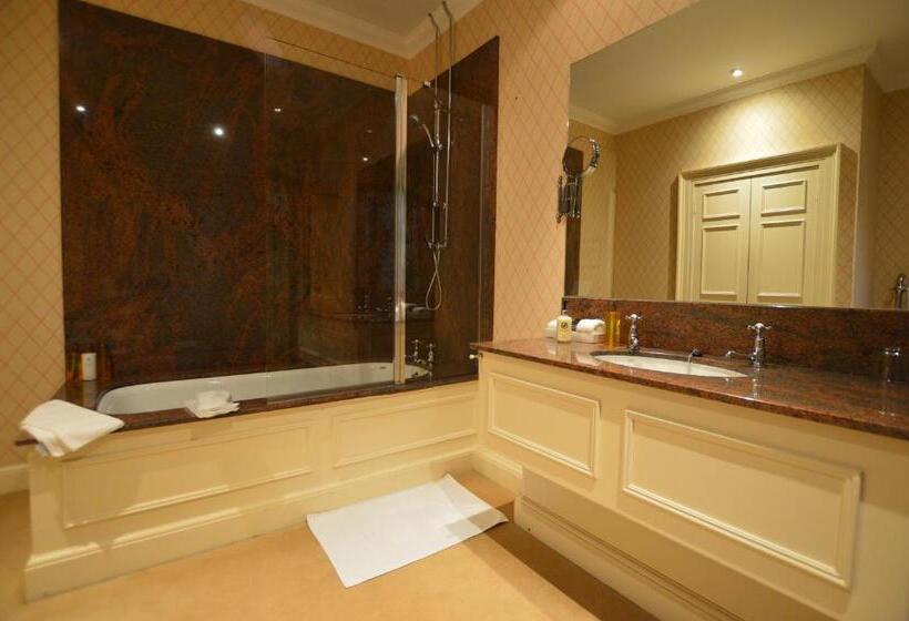 スタンダードルーム, Kinloch House