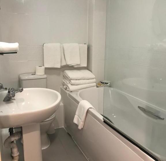 家庭间, Lensfield