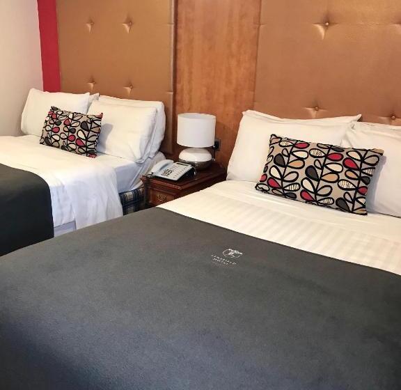 家庭间, Lensfield