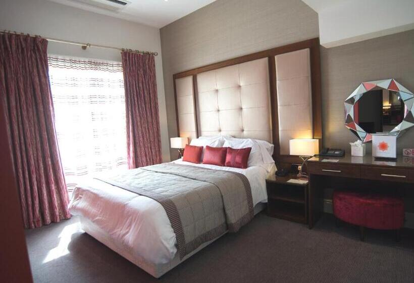 豪华套房, Lensfield