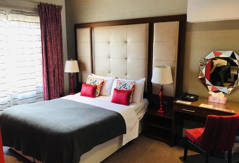 غرفة ديلوكس, Lensfield