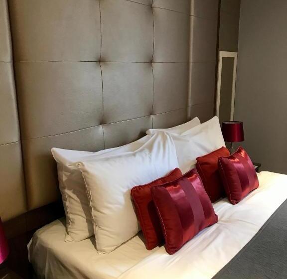 适合残疾人使用的标准间, Lensfield