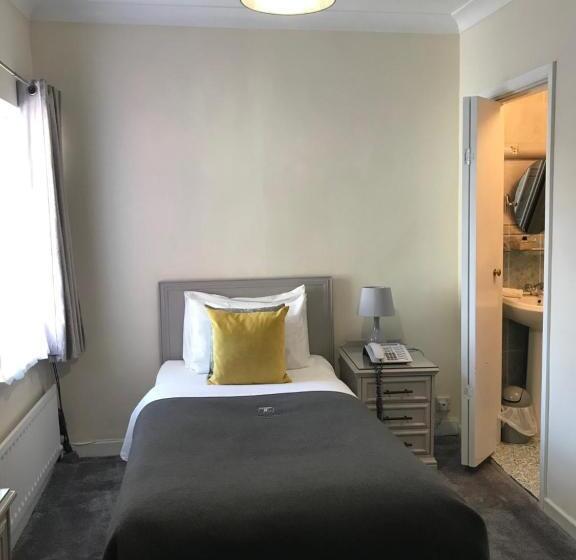 单人基本间, Lensfield