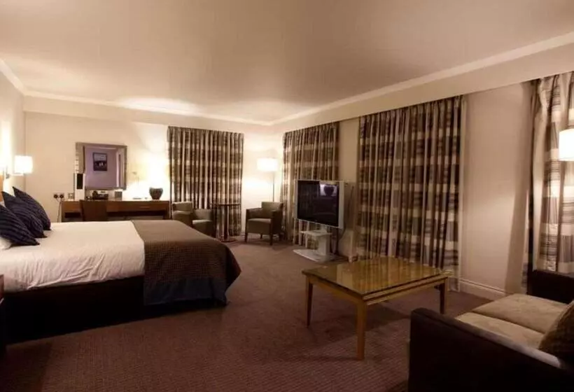 سوییت, London Croydon Aerodrome Hotel, Bw Signature Collection