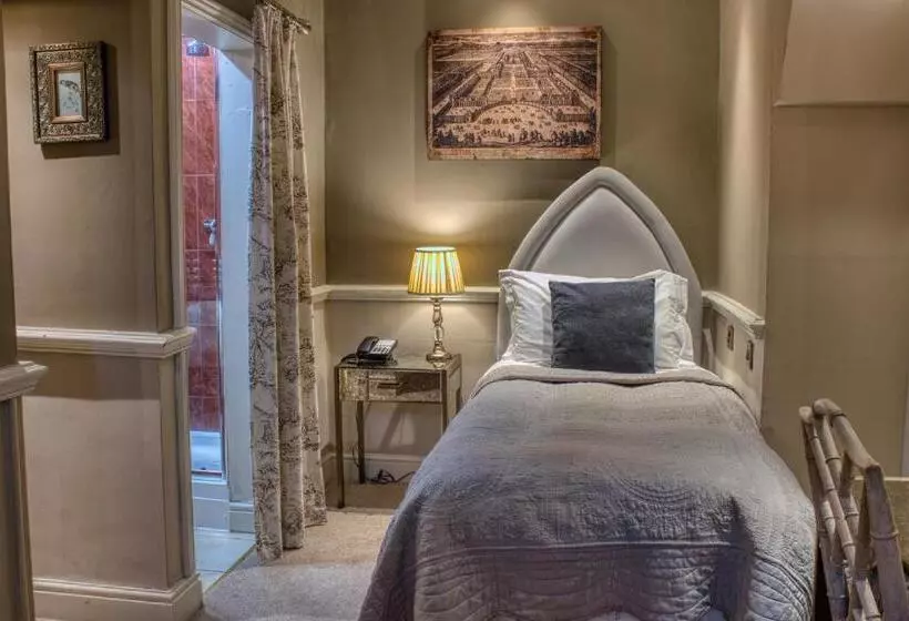 اتاق استاندارد یک نفره, Lumley Castle