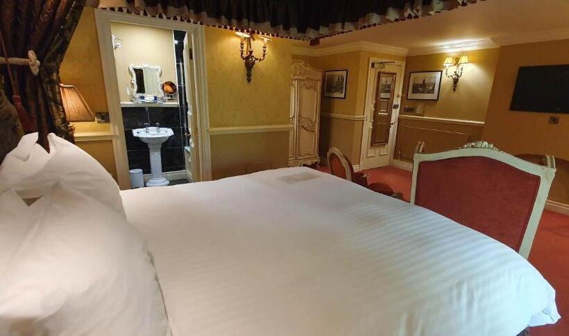 غرفة سوبيريور داخلية, Lumley Castle