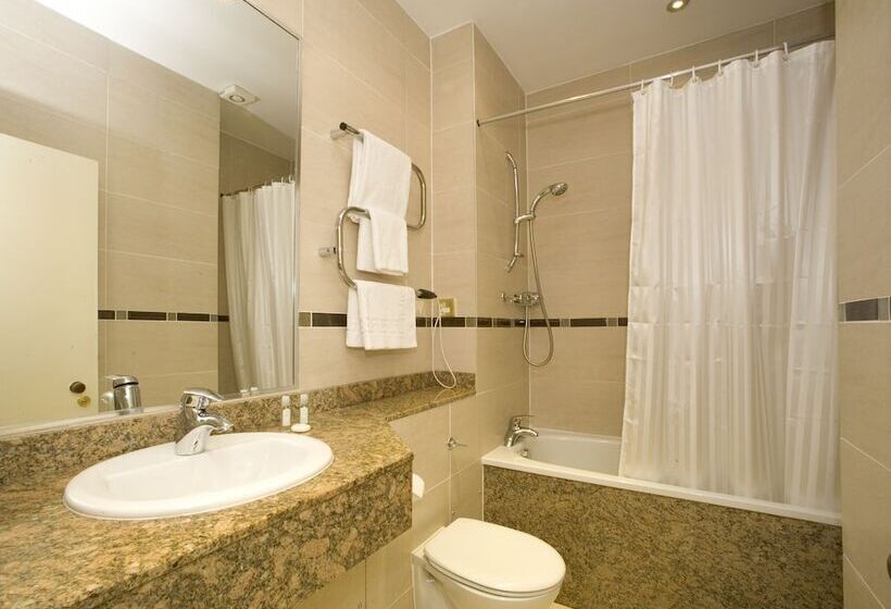 Номер Стандарт Трехместный, Old Waverley