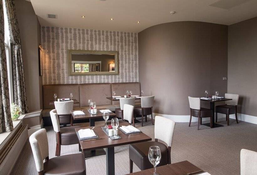 غرفة قياسية فردية, Rosslea Hall