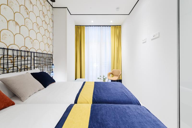 غرفة قياسية فردية, Rosslea Hall