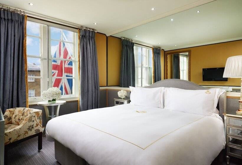 Classic Room Double Bed, Rubens At The Palace