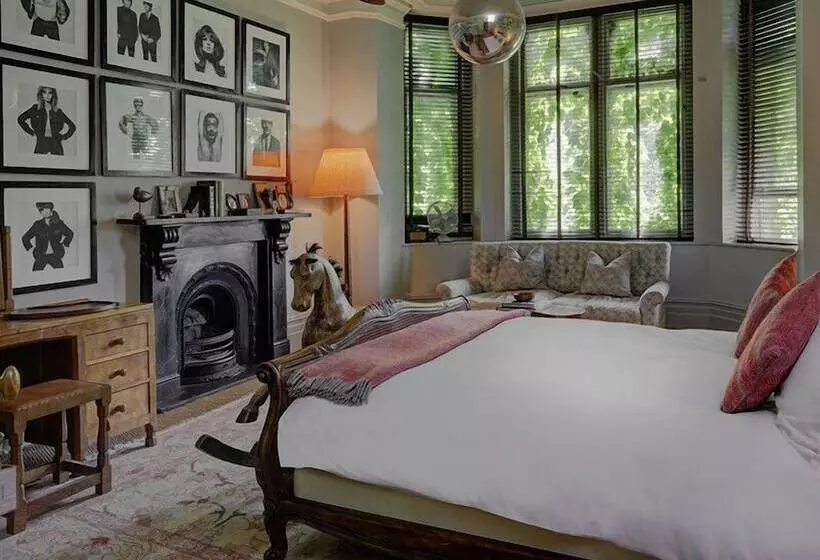 デラックスルーム, The Rudloe Near Bath   Marco Pierre White