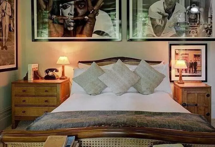 デラックスルーム, The Rudloe Near Bath   Marco Pierre White