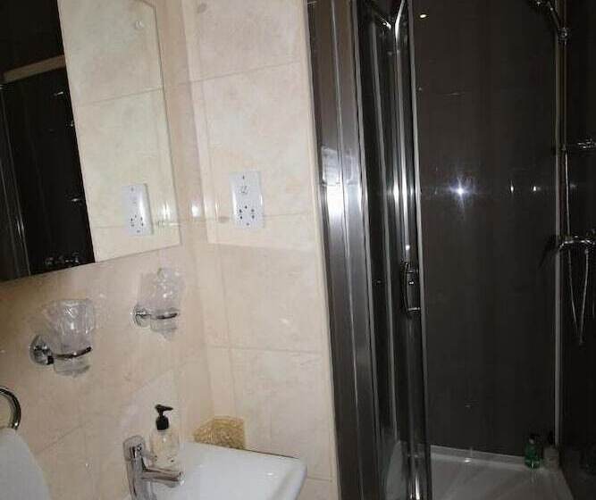 スタンダードルーム, Tennyson