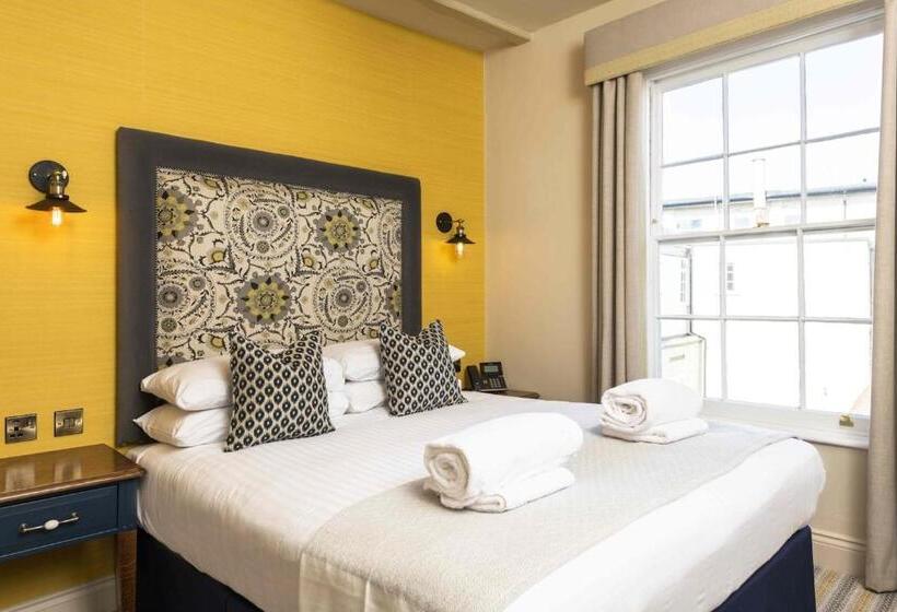 اتاق استاندارد, The George