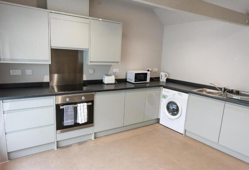 침실 1개 아파트, The George