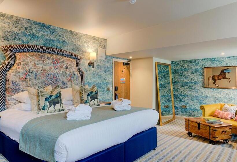 스위트, The George