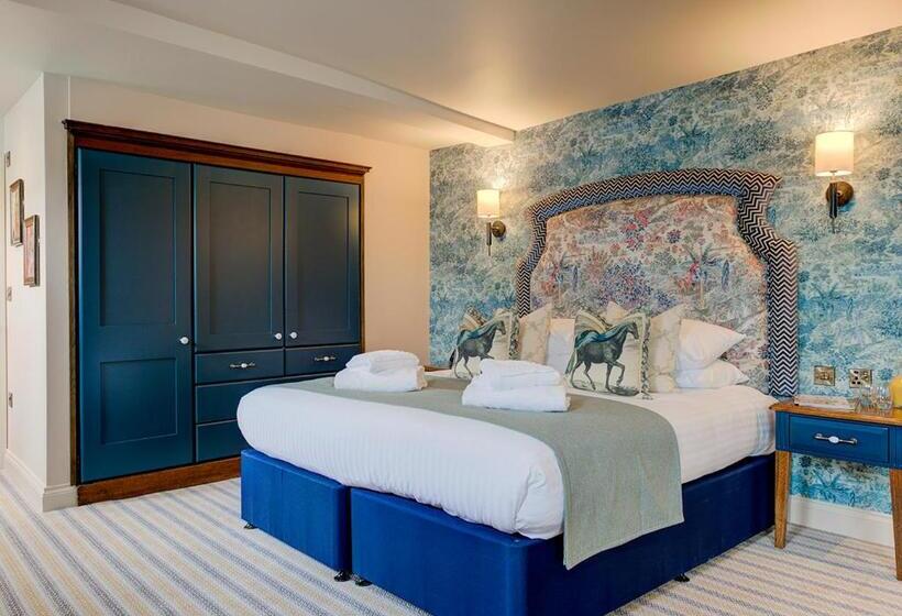 스위트, The George