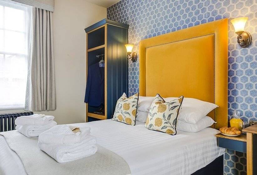 اتاق استاندارد, The George