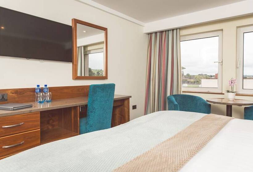 エクゼクティブルーム, The Stormont