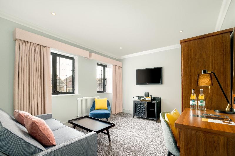 プレミアムルーム, Voco Lythe Hill Hotel & Spa, An Ihg