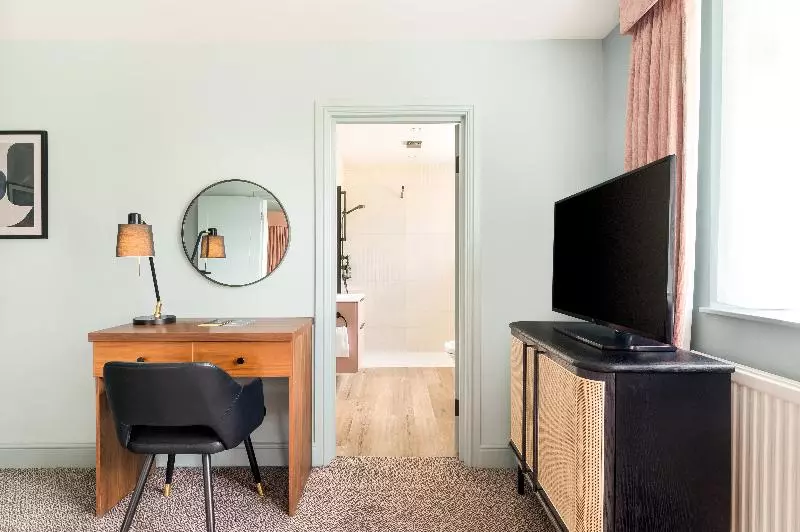 スイート, Voco Lythe Hill Hotel & Spa, An Ihg