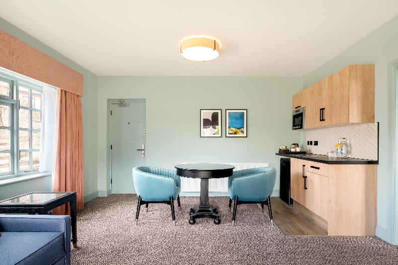 スイート, Voco Lythe Hill Hotel & Spa, An Ihg