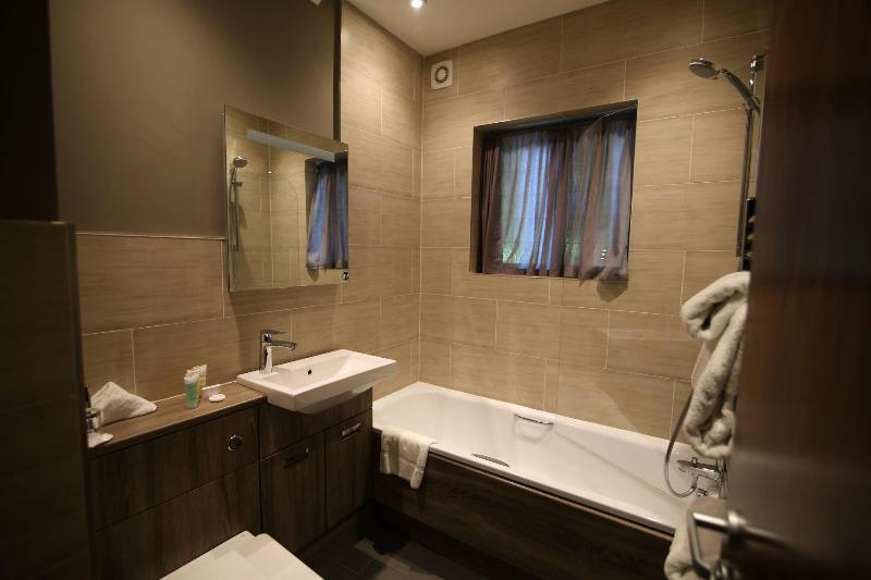 プレミアムルーム, Voco Lythe Hill Hotel & Spa, An Ihg