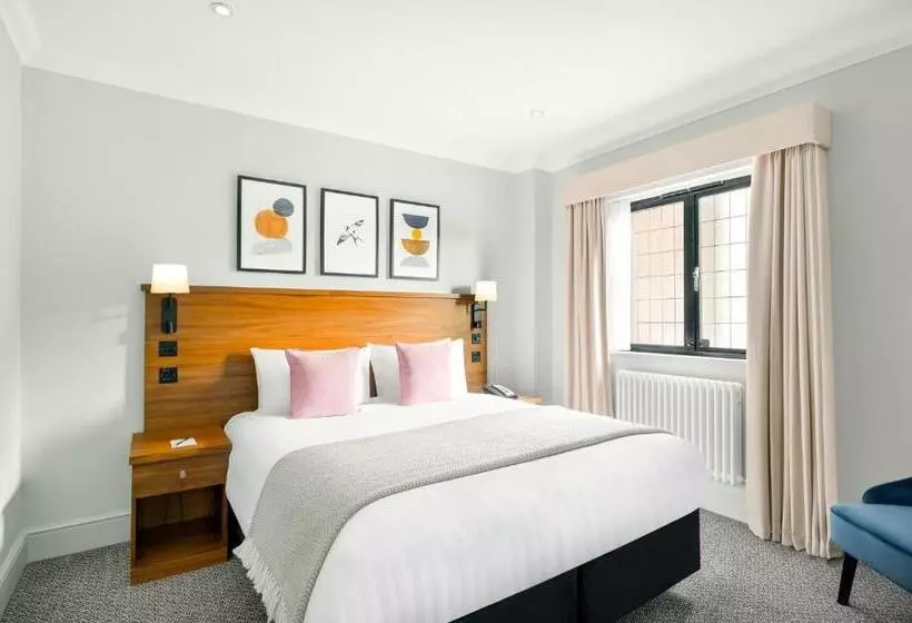 スイート, Voco Lythe Hill Hotel & Spa, An Ihg