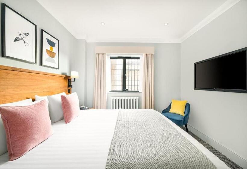 クイーンサイズベッドのスタンダードルーム, Voco Lythe Hill Hotel & Spa, An Ihg