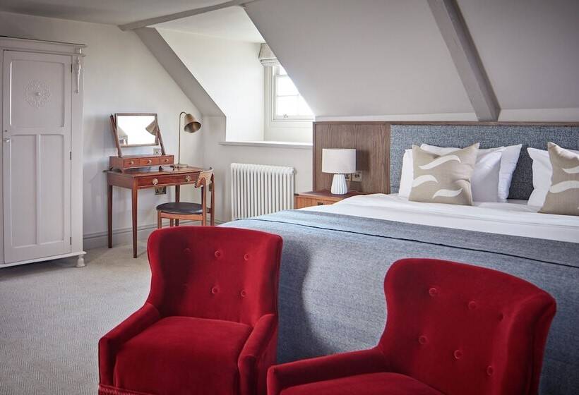 Люкс 2 Спальни, Moonfleet Manor   A Luxury Family