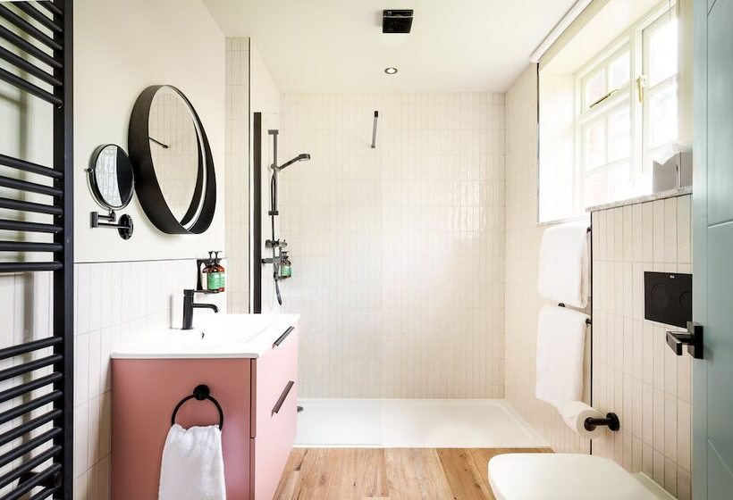 スイート, Voco Lythe Hill Hotel & Spa, An Ihg