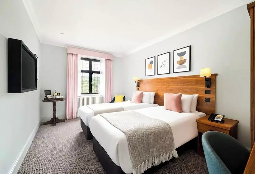 スタンダードルーム, Voco Lythe Hill Hotel & Spa, An Ihg