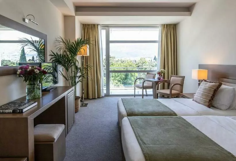 バルコニー付きデラックスルーム, Amalia Hotel Athens