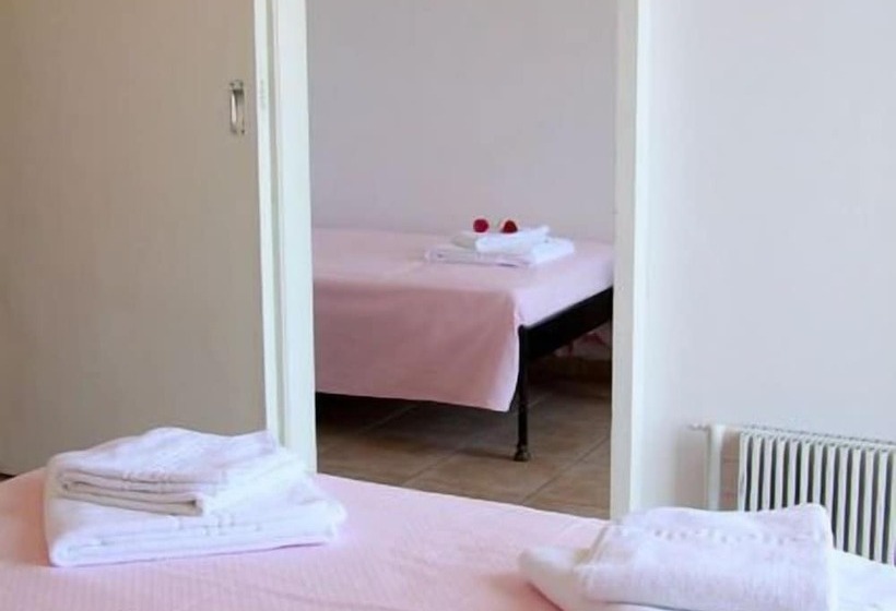 غرفة قياسية ثلاثية, Artemon