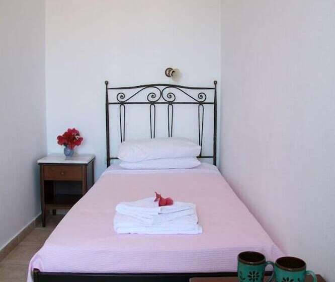 غرفة قياسية ثلاثية, Artemon