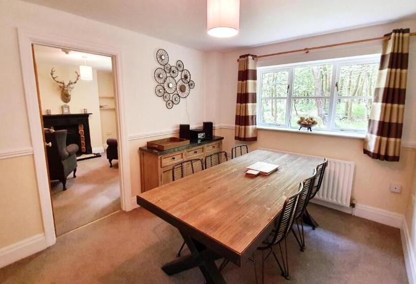 Шале 1 Спальня, Chevin Country Park Hotel & Spa