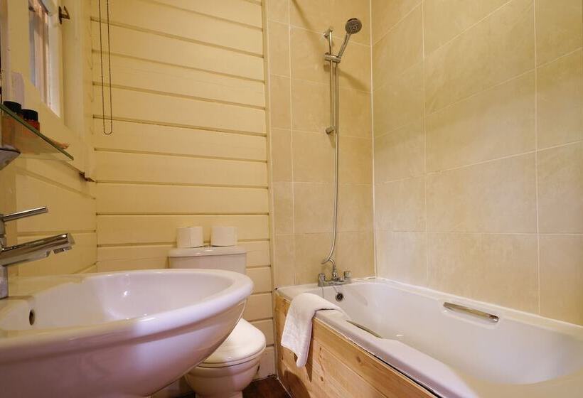 Хижина, Chevin Country Park Hotel & Spa