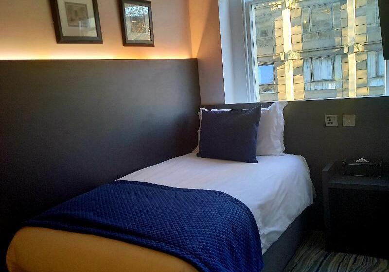 Номер Стандарт Индивидуальный, Commodore