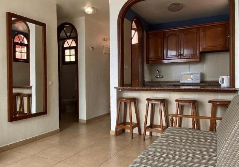 带大床的豪华间, Doubletree By Hilton London Marble Arch