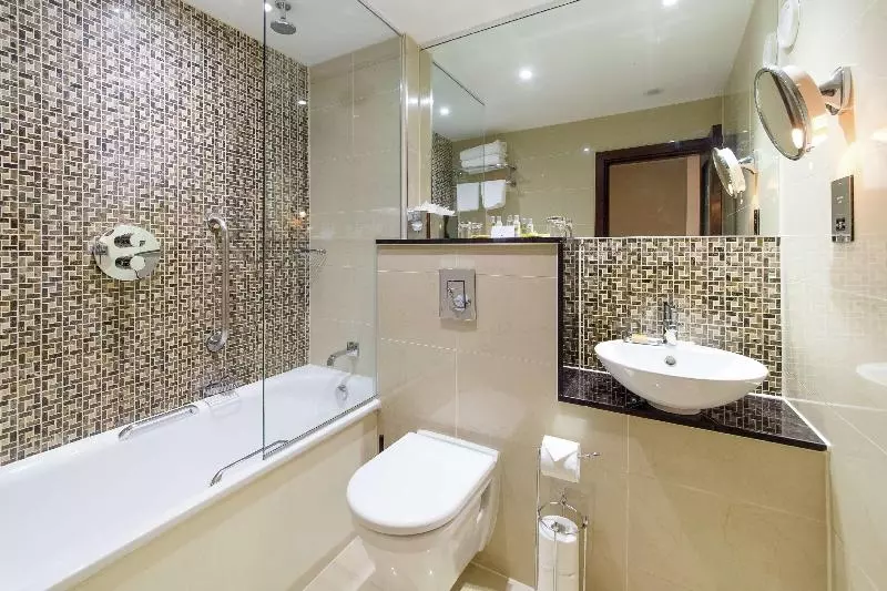 اتاق استاندارد با تخت بزرگ, Doubletree By Hilton London Marble Arch