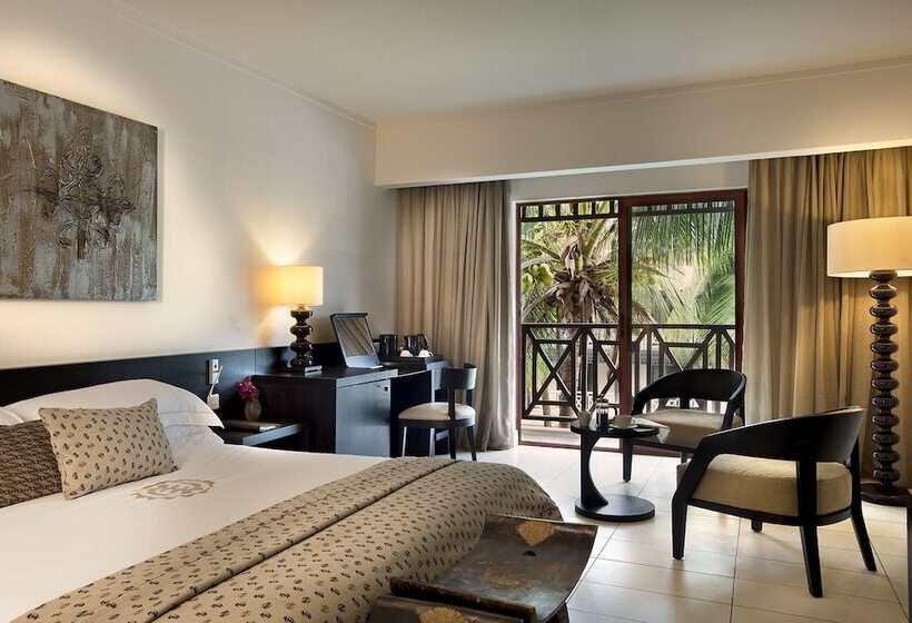 اتاق سوپریور, Labadi Beach