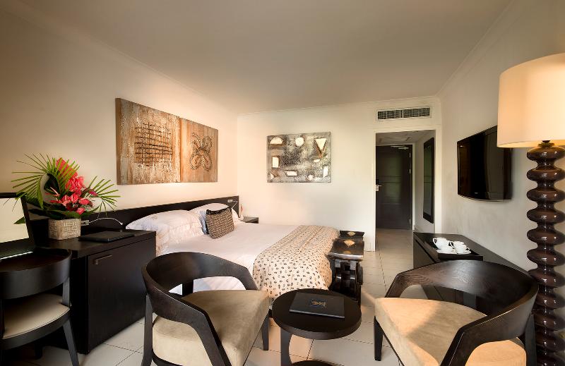 اتاق سوپریور, Labadi Beach