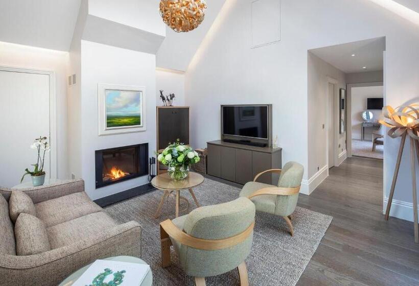 Suite with lake view, Linthwaite House