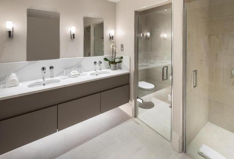 Suite with lake view, Linthwaite House