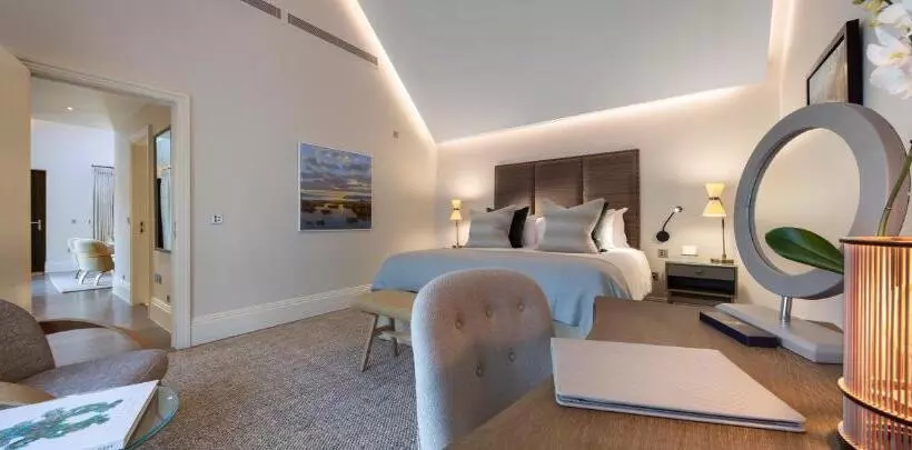 Suite with lake view, Linthwaite House