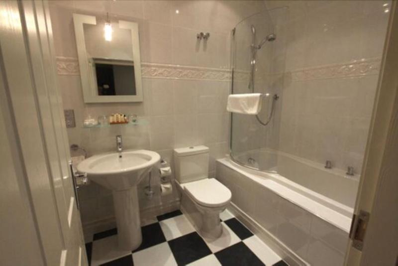 キングサイズベッドのスーペリアルーム, Mansion House