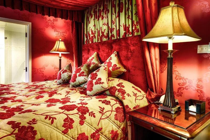 スーペリアールーム, Mansion House