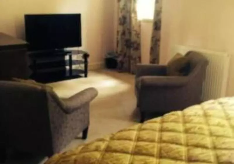 ویلای استاندارد با چشمانداز باغ, Mansion House